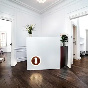 Youroom Carrozze *** Ρώμη
